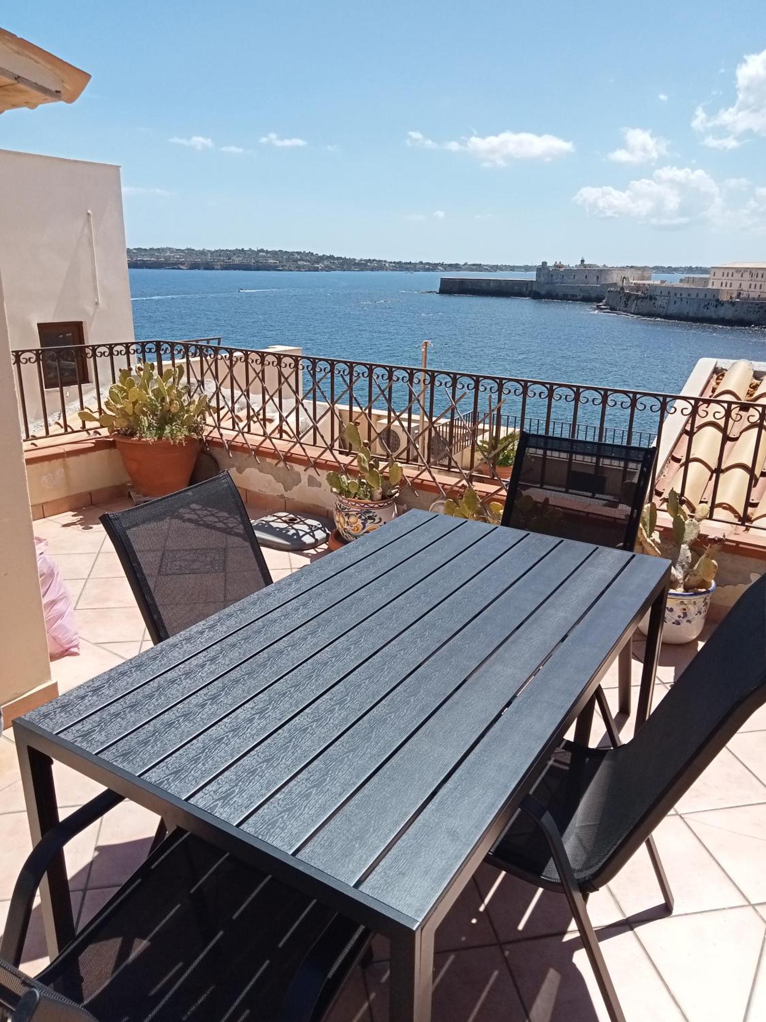 Home Isola Di Luce Siraküza Dış mekan fotoğraf